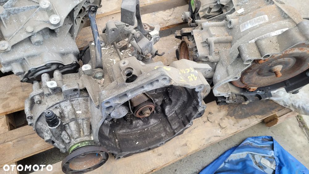 Skrzynia biegów VW Golf 4 IV Octavia I 1,8 T 1,8T 5-bieg manual ECW - 1