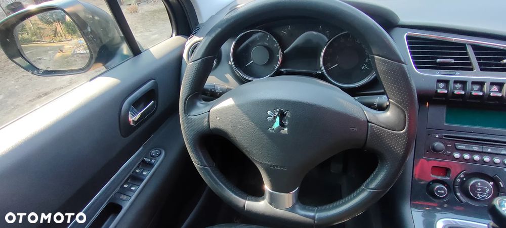 Peugeot 3008 1.6 Premium+ - 5