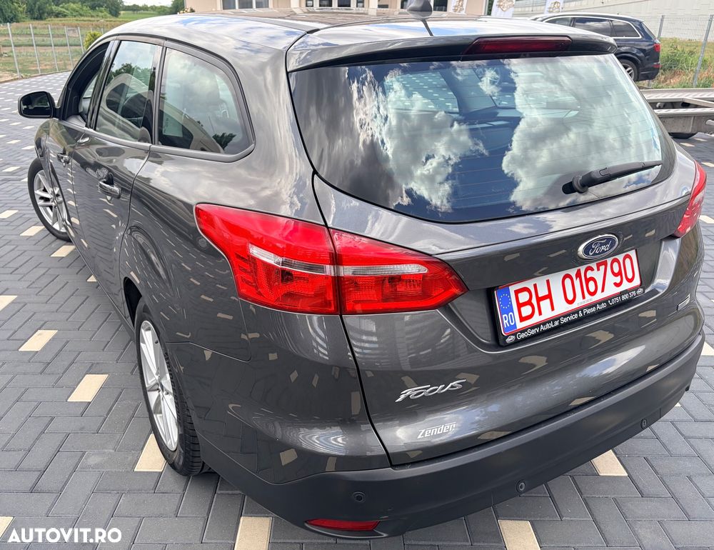 Ford Focus - 6