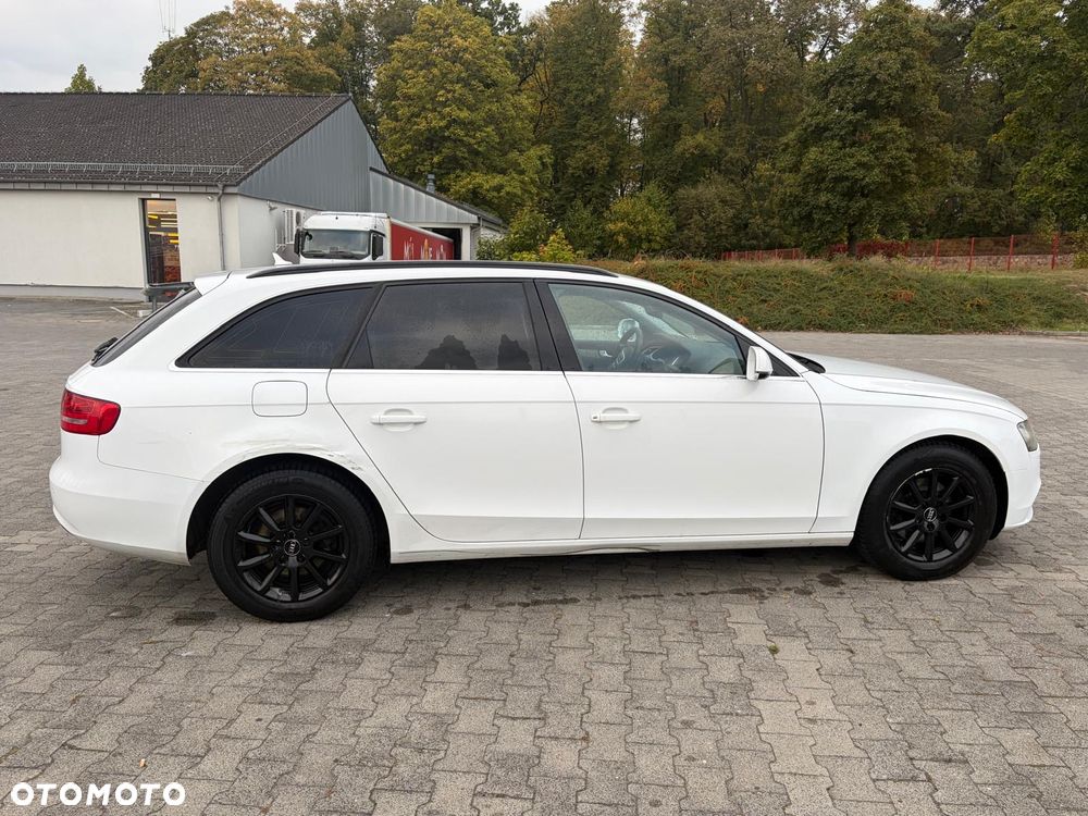 Audi A4 Avant - 11