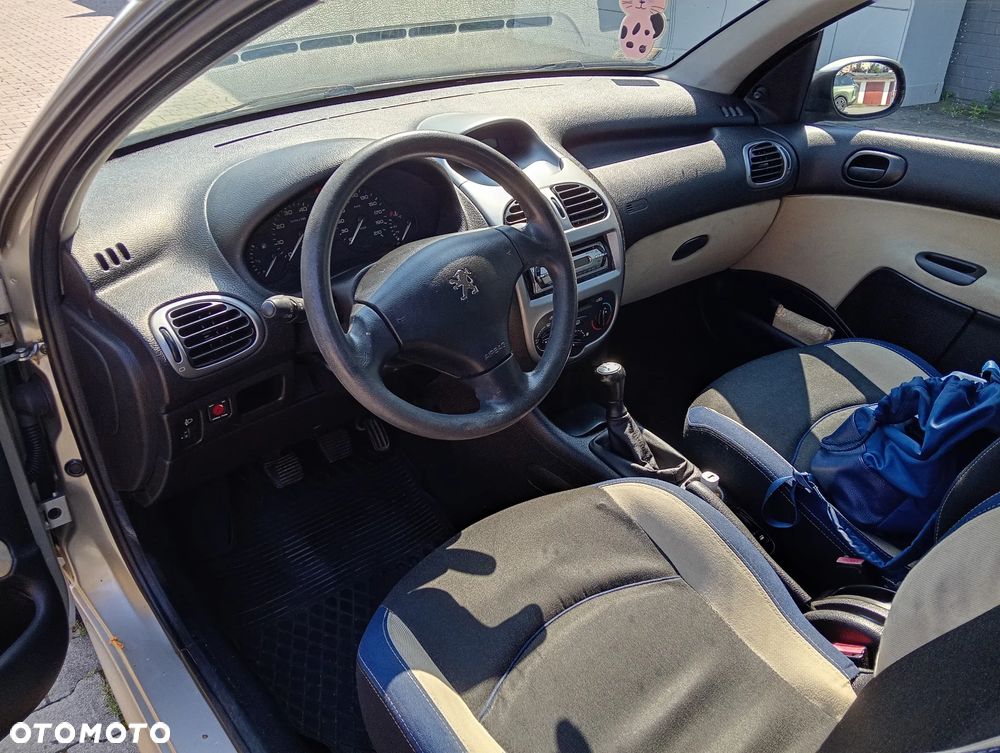 Peugeot 206 1.1 XR - 7