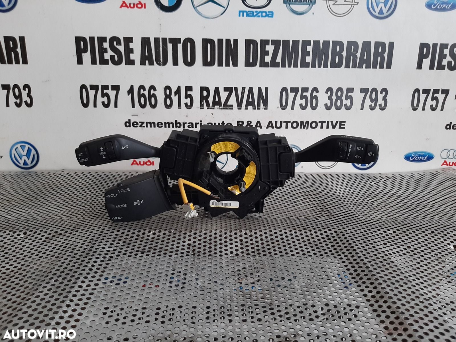 Ansamblu Banda Spira Spirala Volan Airbag SZL Maneta Semnalizare Stergatoare Ford Focus 2 C Max Cod 4M51-14A664-AB Dezmembrez Ford Focus 2 Facelift An 2008-2009-2010-2011 1.6 Tdci Euro 5 - 1