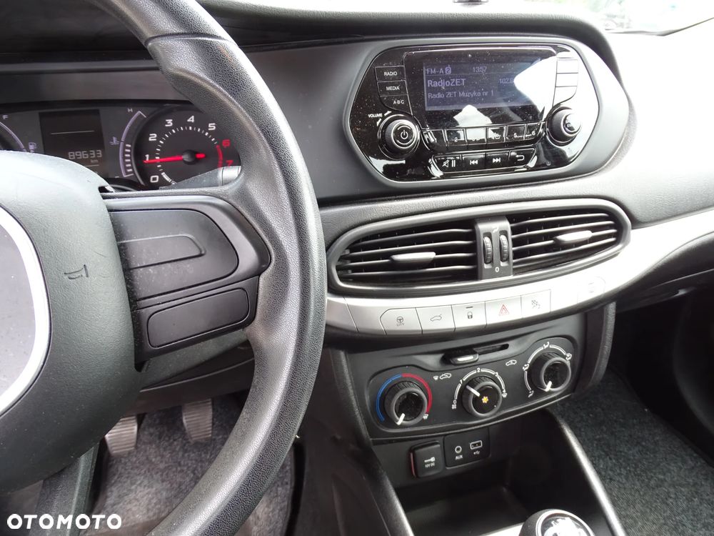 Fiat Tipo 1.4 16V Pop - 30