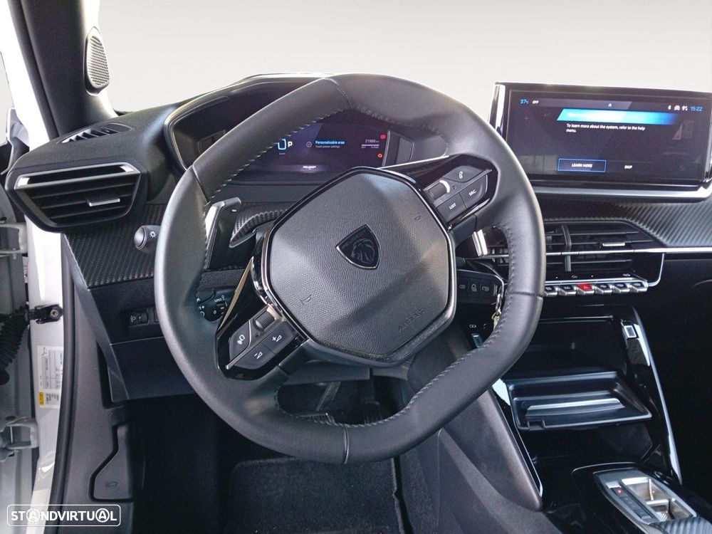 Peugeot 2008 - 12