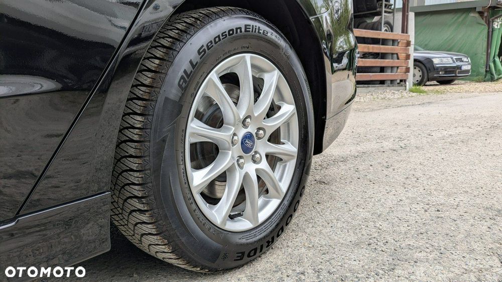 Ford Mondeo - 39