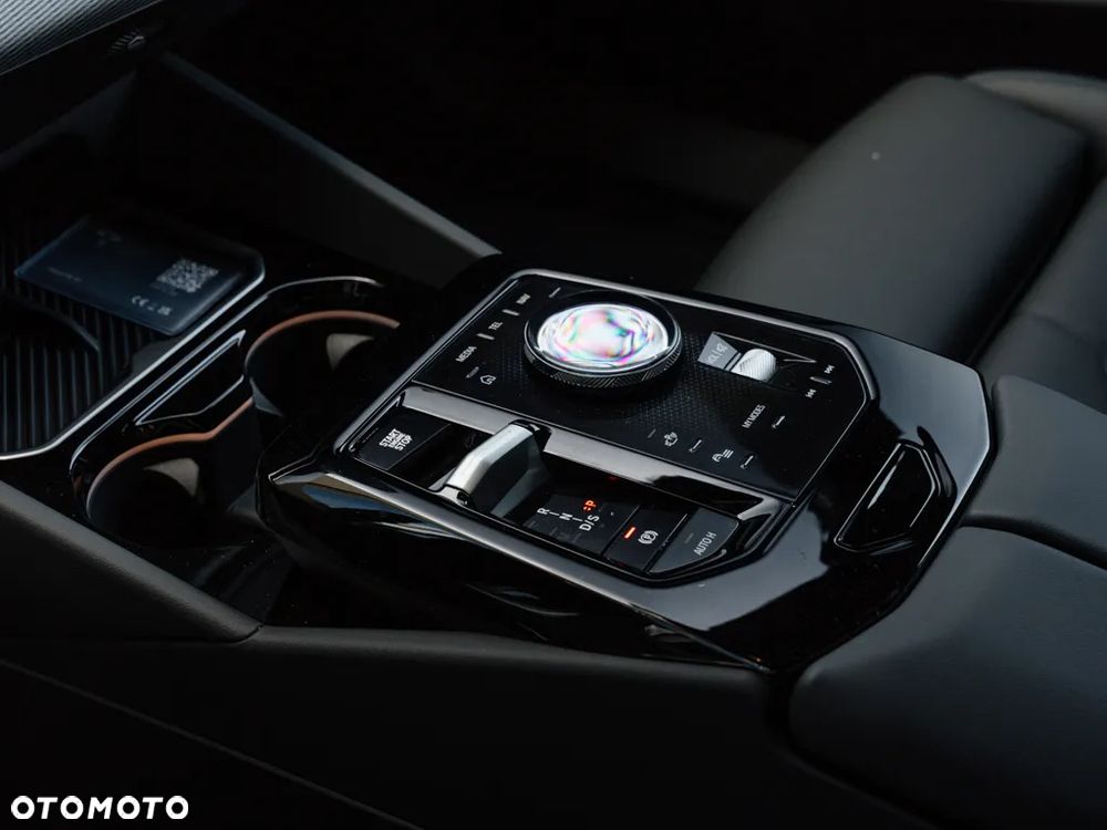 BMW Seria 5 540d xDrive - 11