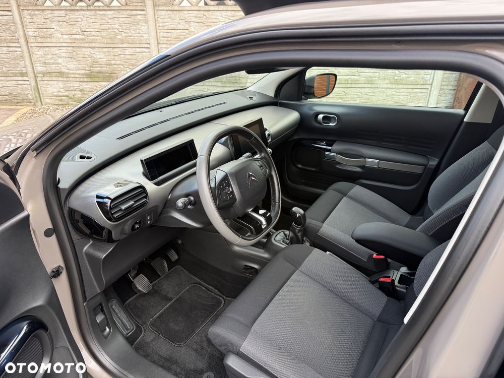 Citroën C4 Cactus - 23