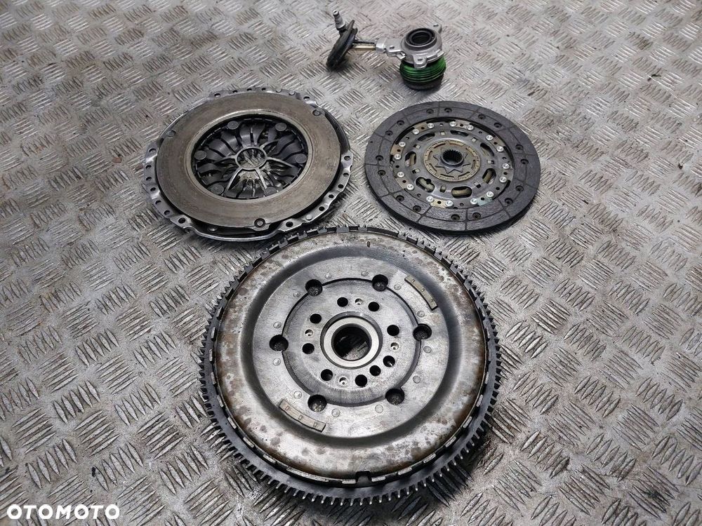 KOŁO DWUMASOWE + TARCZA + DOCISK + ŁOŻYSKO FORD MONDEO MK3 2.0 TDDI - 8
