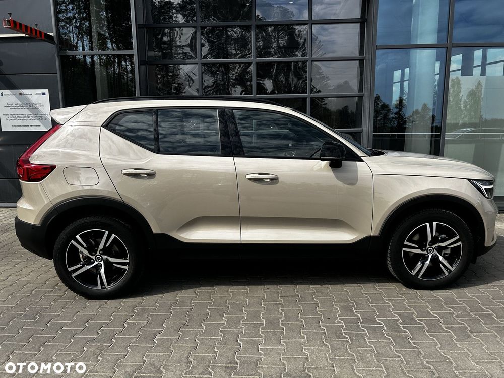 Volvo XC 40 - 9