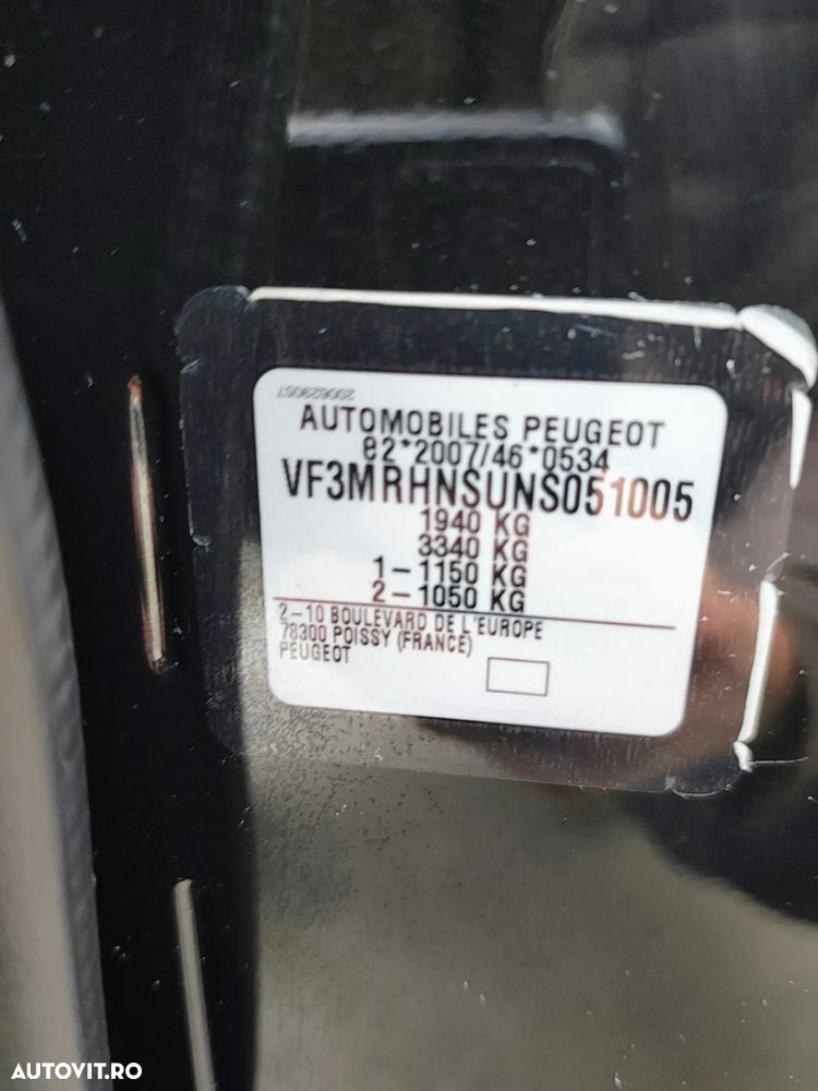 Peugeot 3008 PureTech 130 Stop & Start GPF EAT8 Active Business-Paket - 8