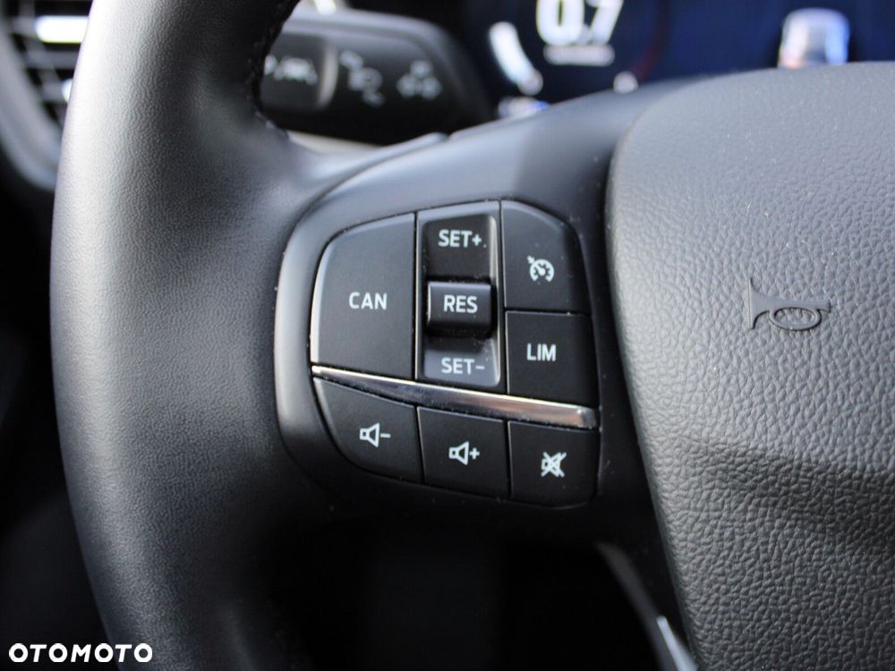 Ford Focus 1.5 EcoBlue Titanium X - 6