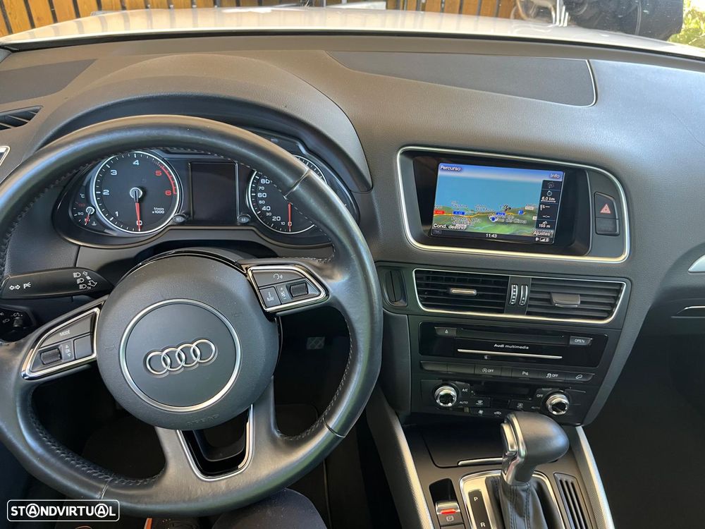 Audi Q5 2.0 TDI quattro S-line S-tronic - 9