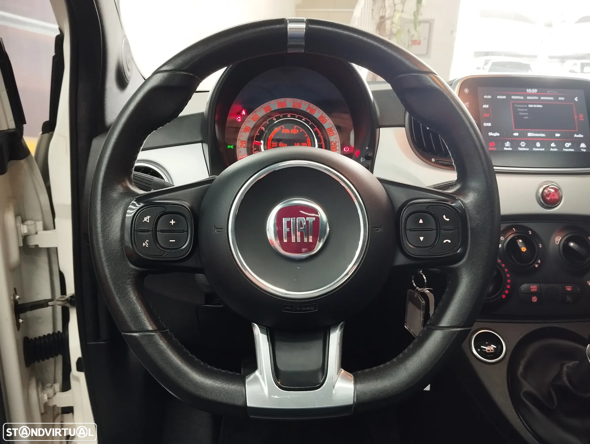 Fiat 500 1.0 Hybrid Connect - 16