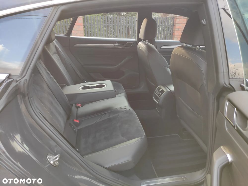 Volkswagen Arteon 2.0 TSI DSG R-Line Edition - 21