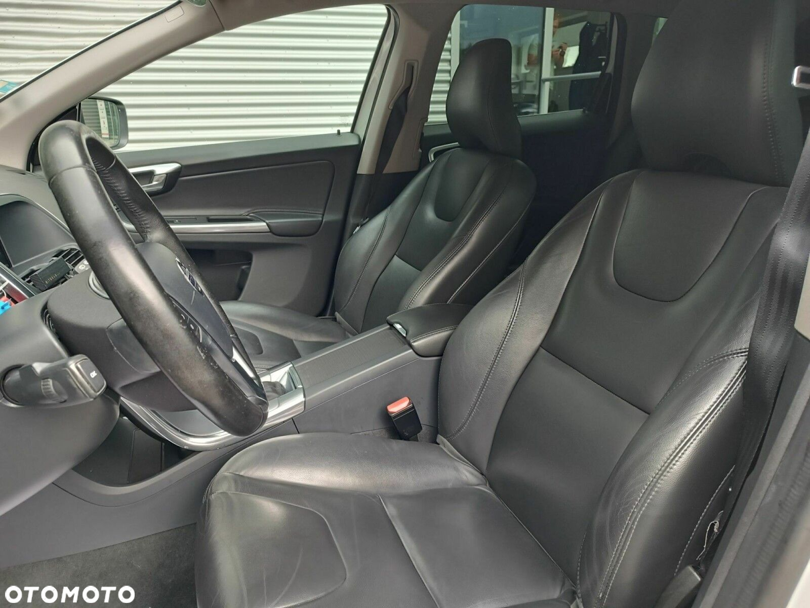 Volvo XC 60 T5 AWD Drive-E Momentum - 25