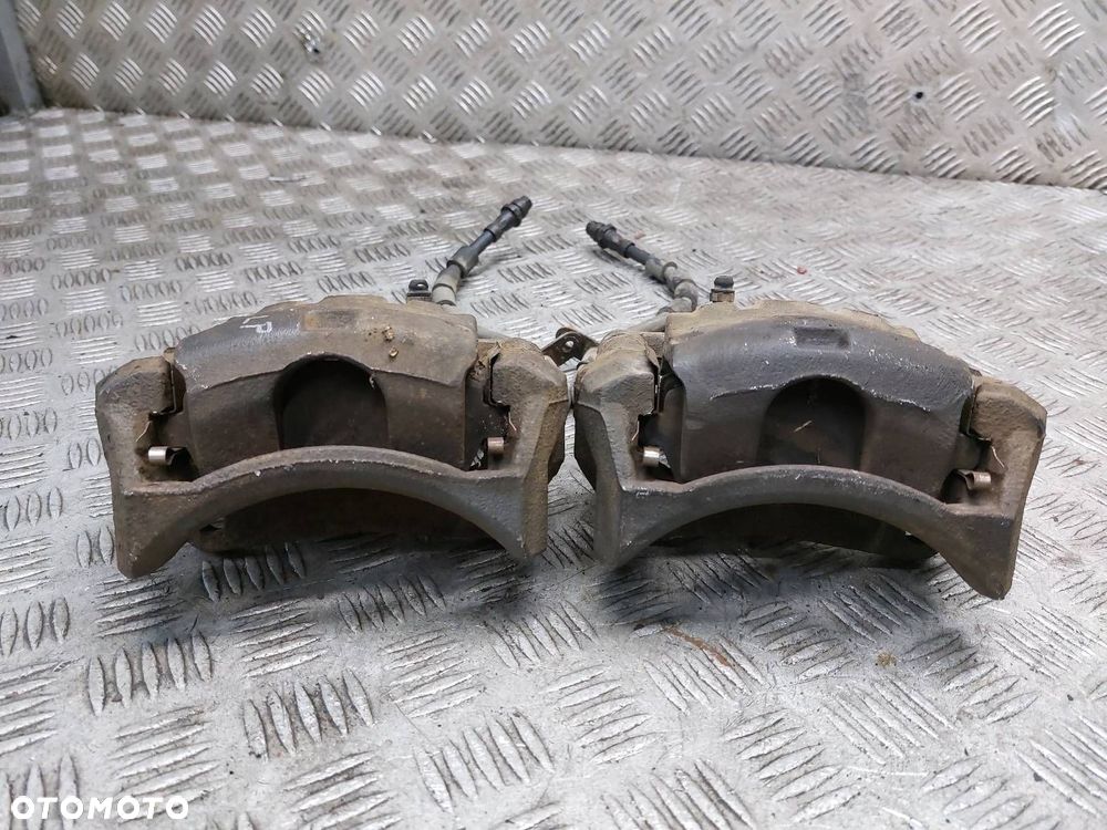 TARCZE HAMULCOWE PRZÓD + ZACISKI FORD FIESTA MK6 1.4 TDCI - 11