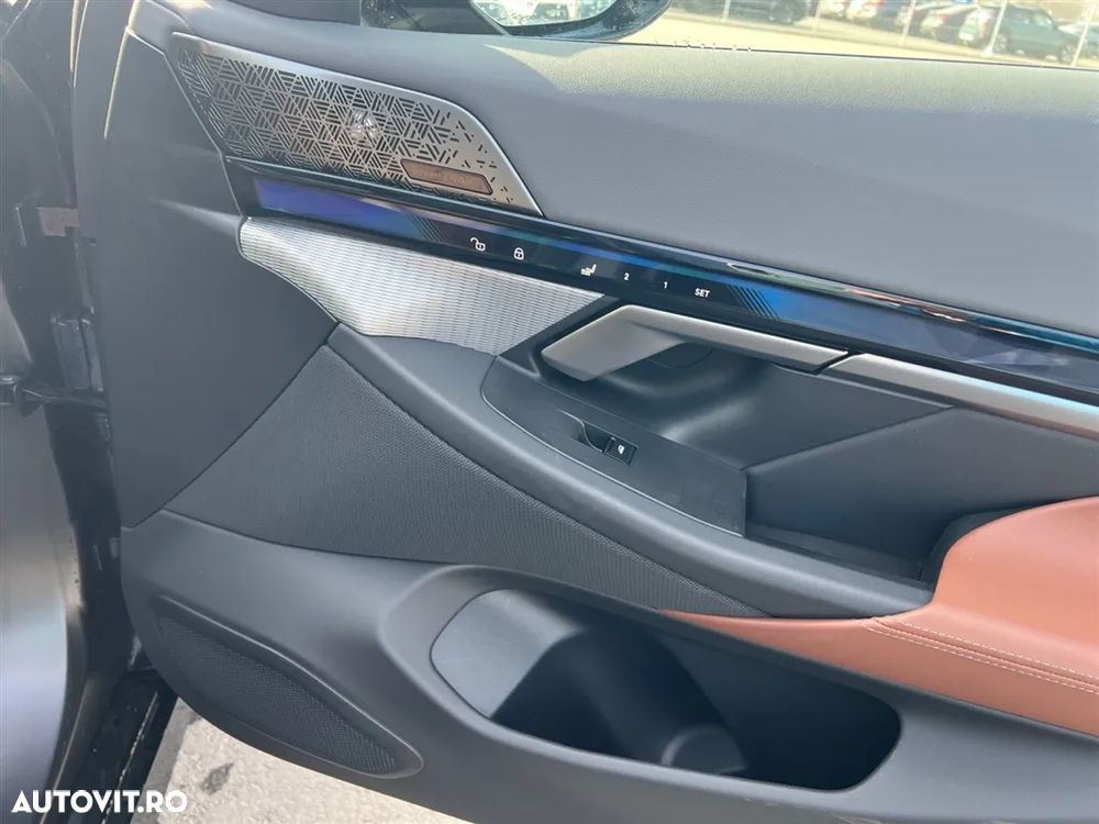 BMW i5 M60 xDrive - 14