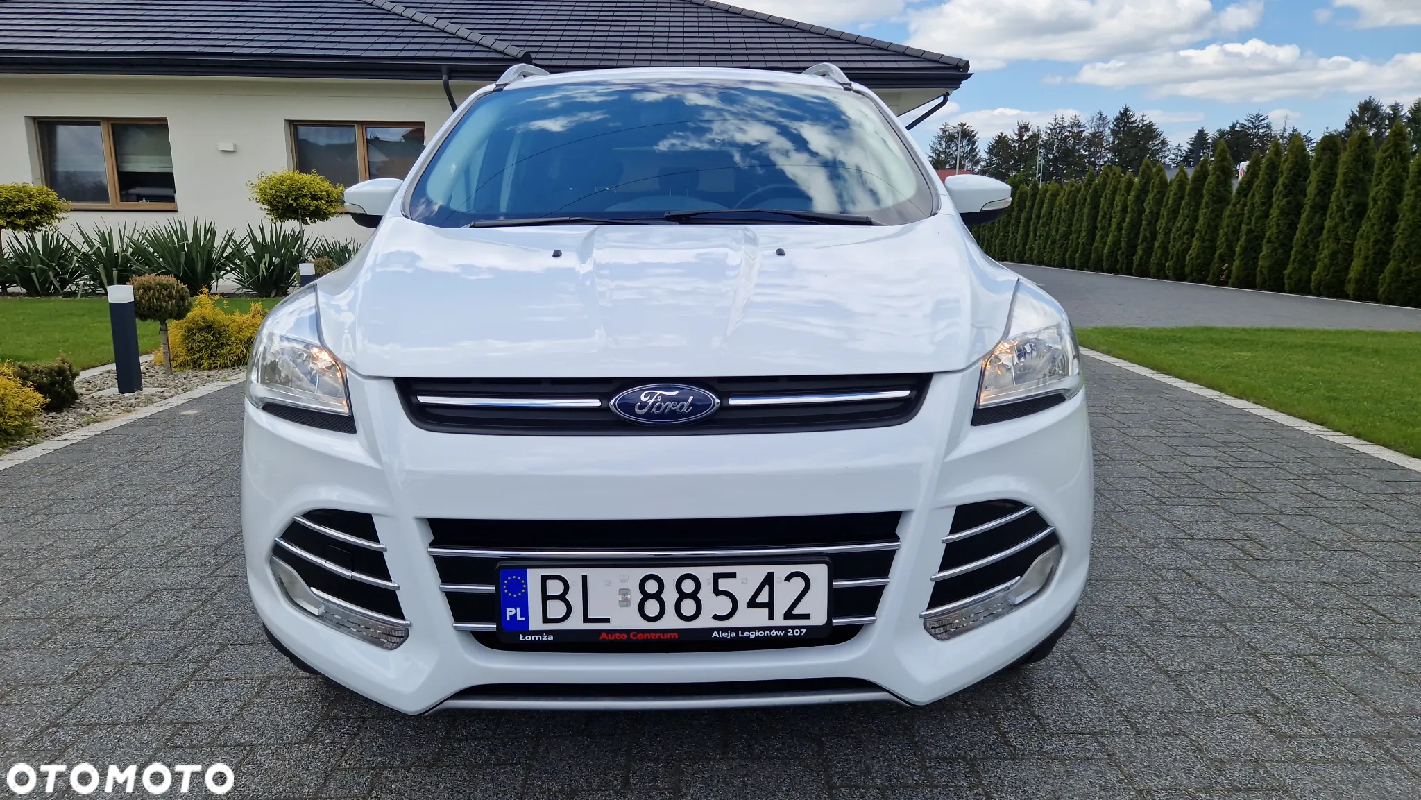 Ford Kuga 2.0 TDCi 2x4 Titanium - 27