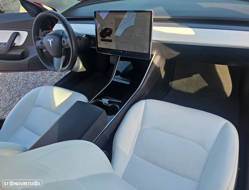 Tesla Model 3 Standard Range Plus RWD - 24