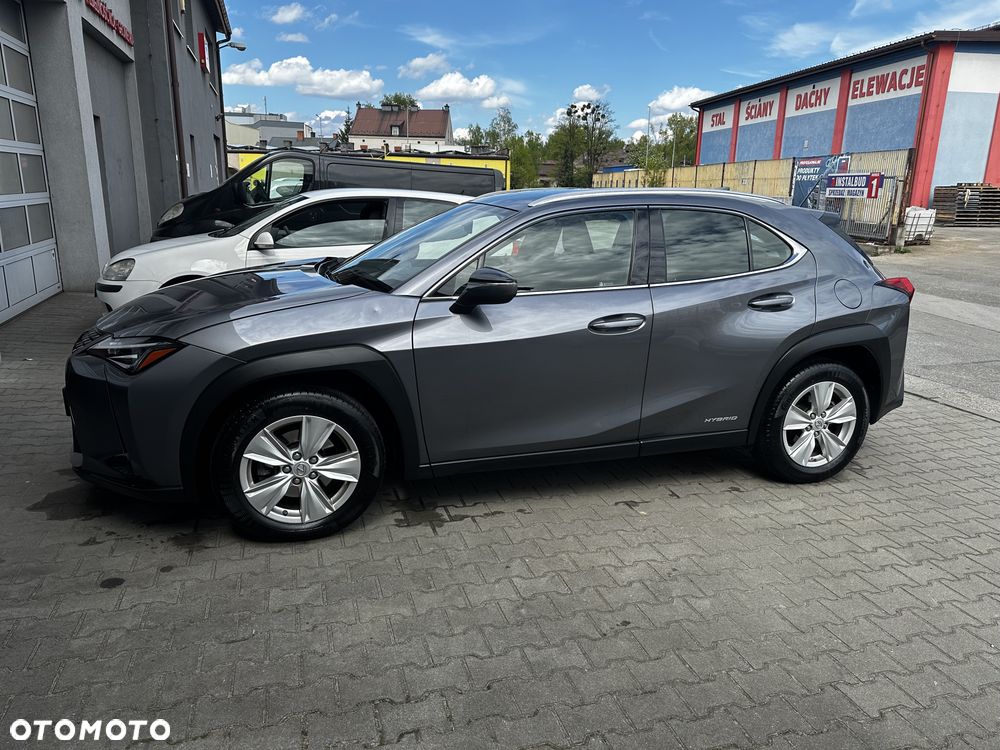 Lexus UX 250h Elegance 2WD - 11
