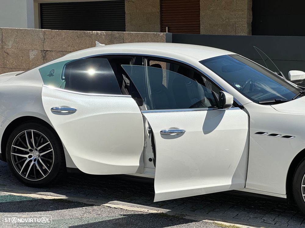 Maserati Ghibli - 10