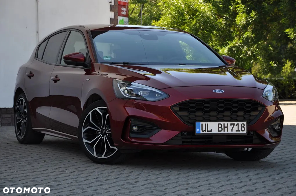 Ford Focus Turnier 1.5 EcoBoost Start-Stopp-System ST-LINE - 9