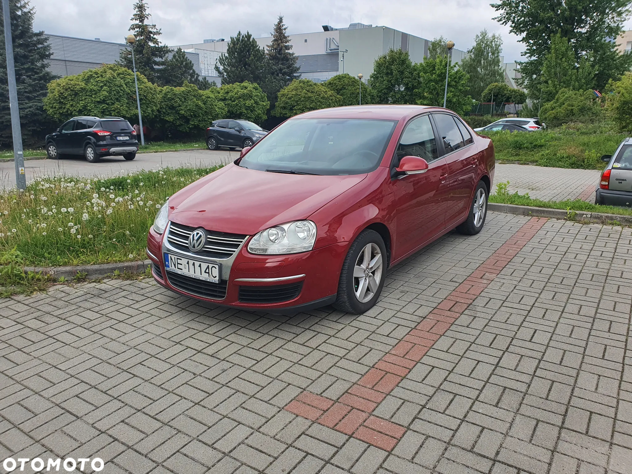 Volkswagen Jetta 1.6 Trendline DSG - 2