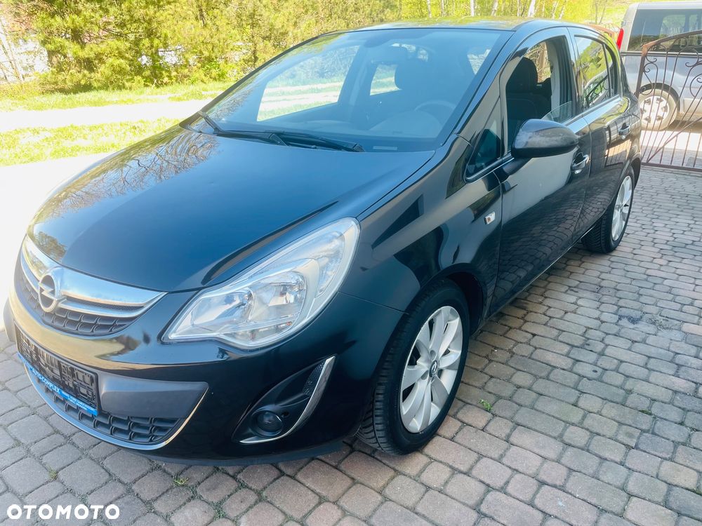 Opel Corsa 1.2 16V Cosmo - 1