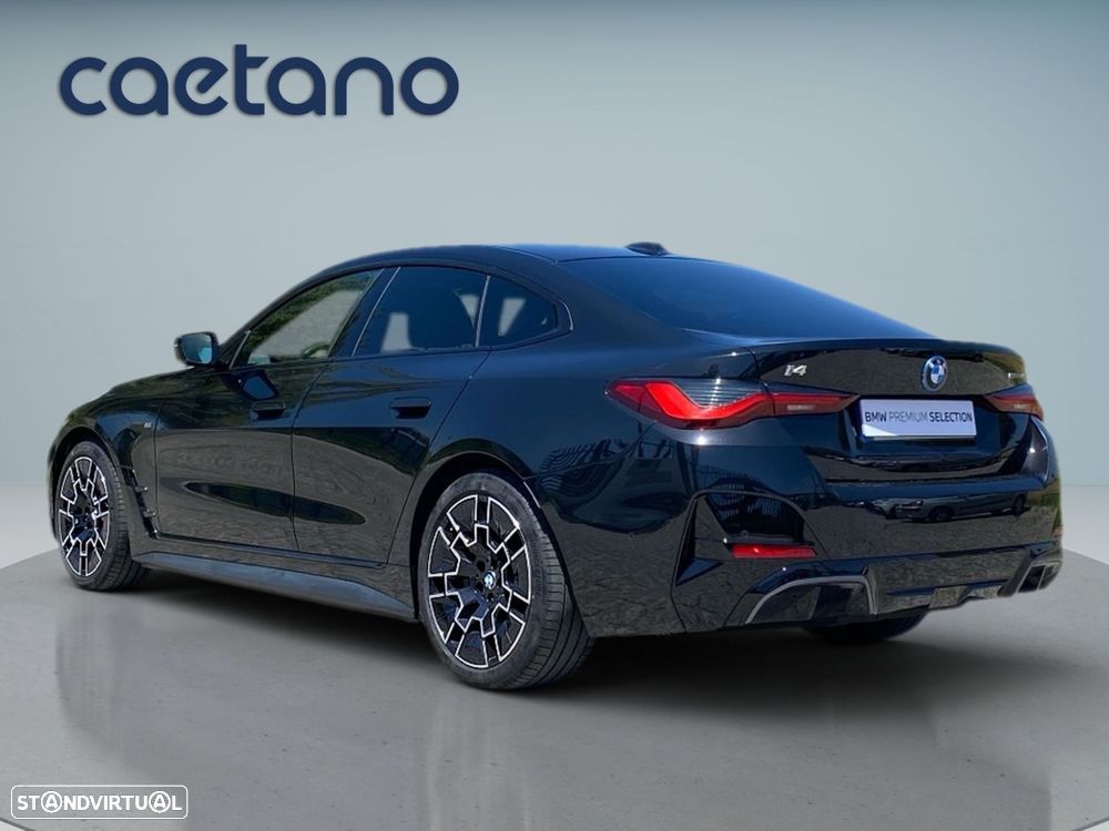 BMW i4 eDrive40 Pack Desportivo M - 26