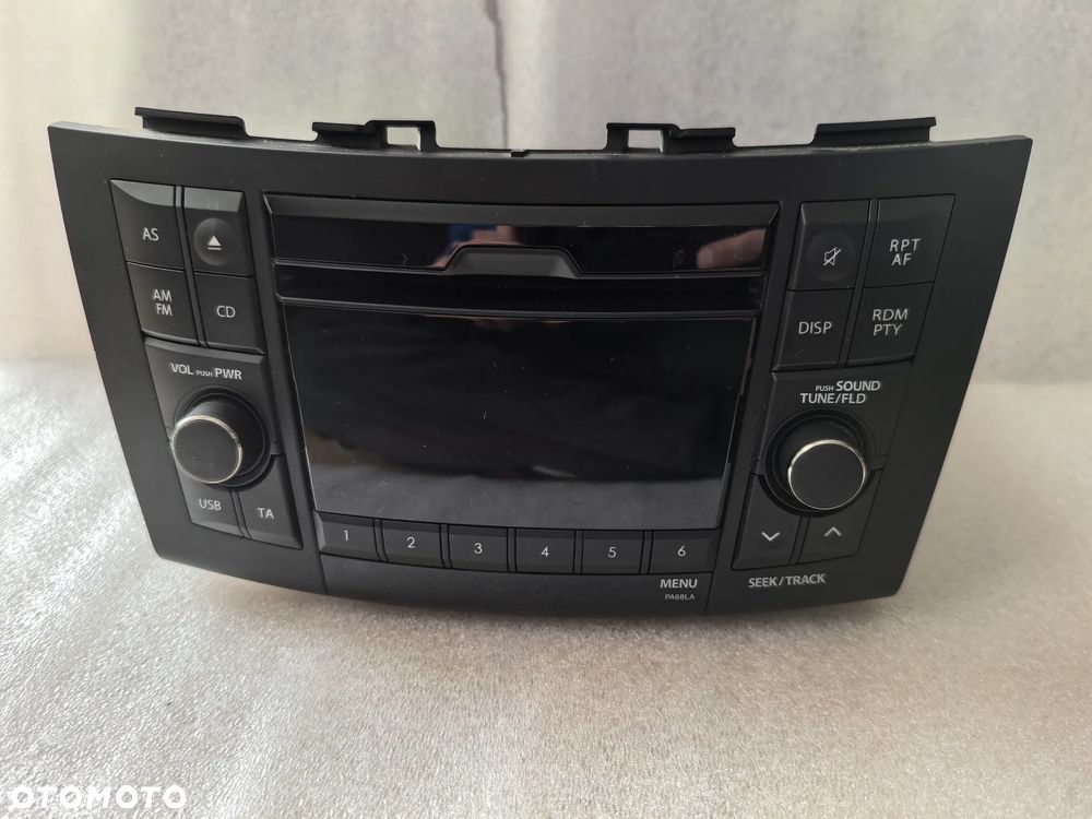 Suzuki Swift mk7 Radio CD USB 39101-68L1-HVW - 1