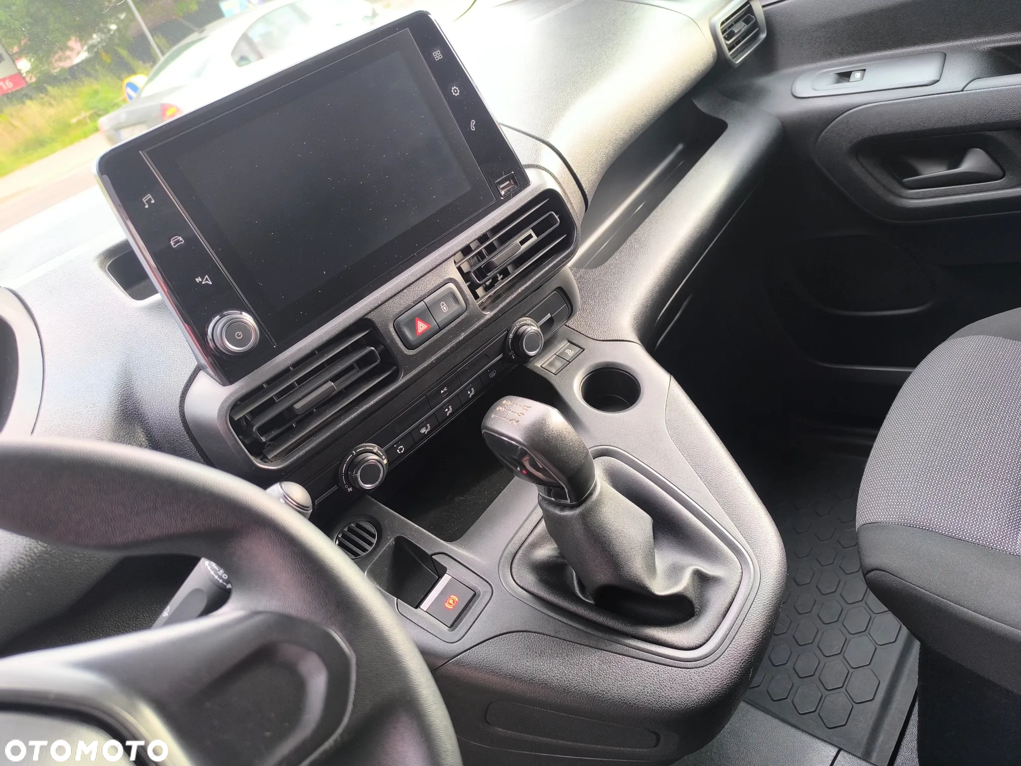 Peugeot Partner - 9