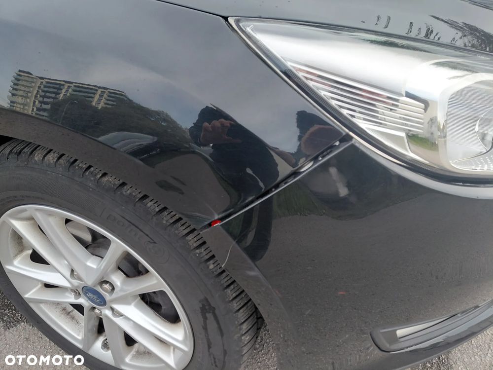 Ford Focus - 24