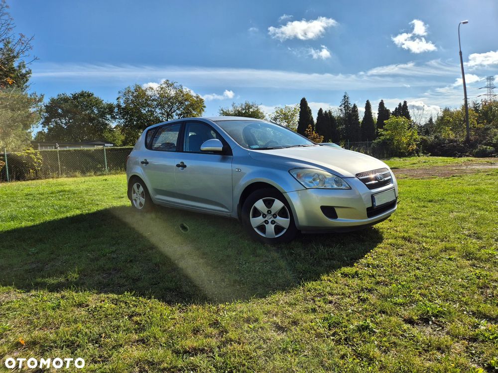 Kia Ceed - 2