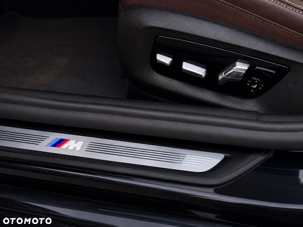 BMW Seria 5 540i M Sport sport - 28