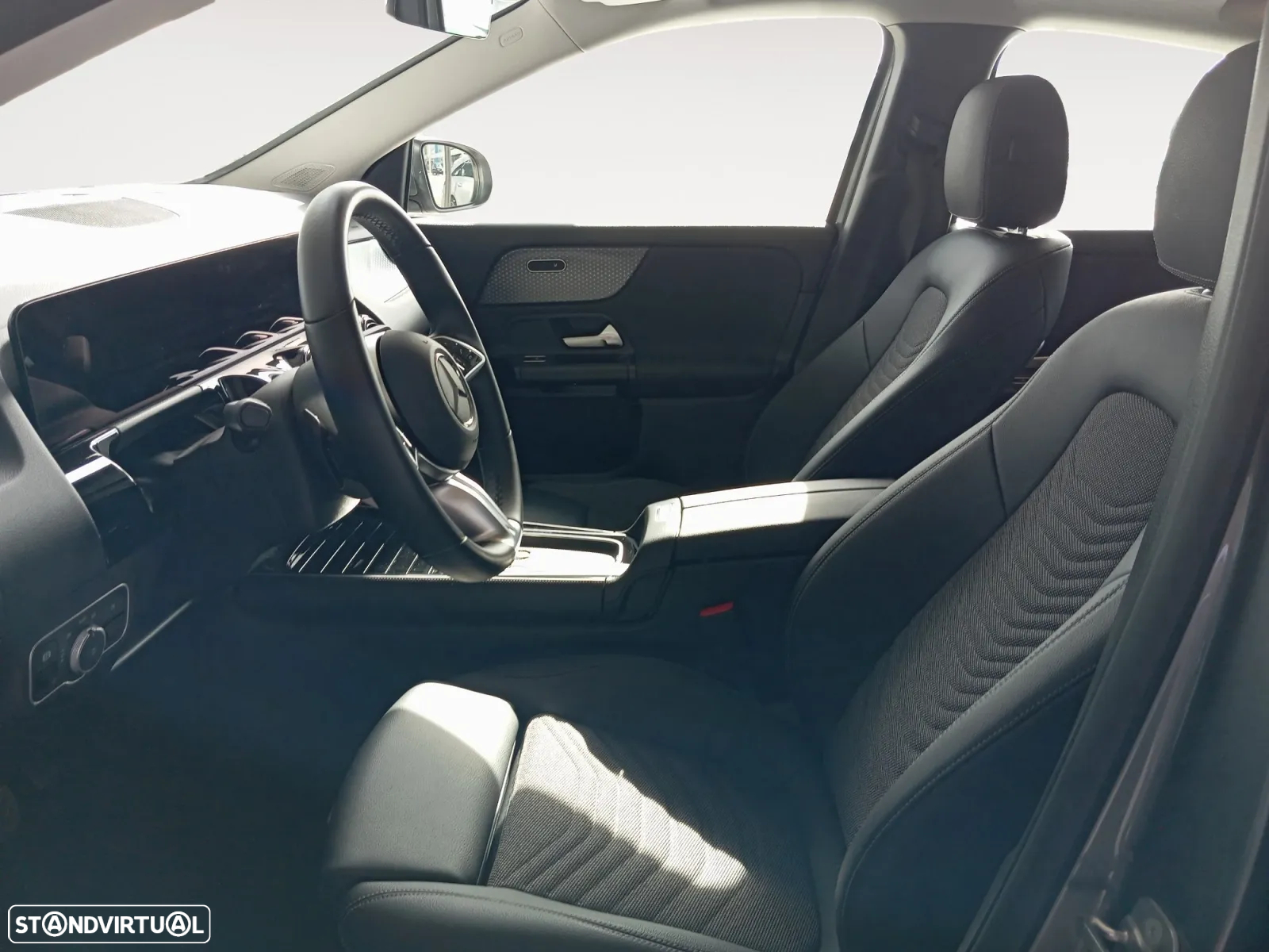 Mercedes-Benz GLA 200 Standard - 10