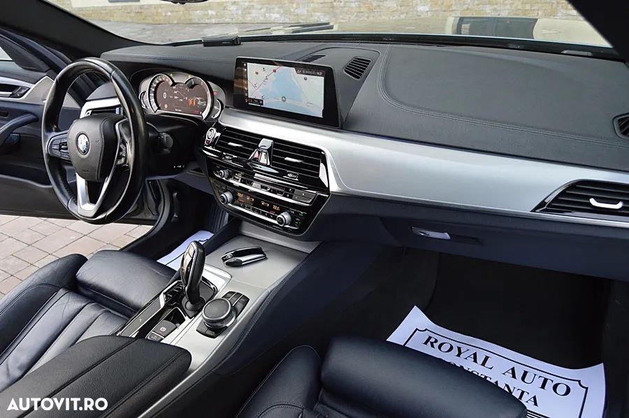 BMW Seria 5 520d Efficient Dynamics Edition Aut. Luxury Line - 36