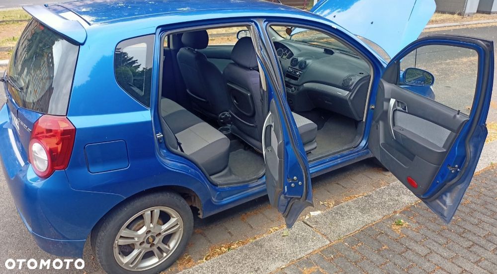 Chevrolet Aveo - 8