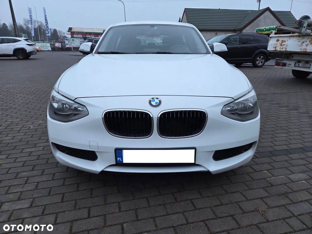 BMW Seria 1 116i Sport Line - 2