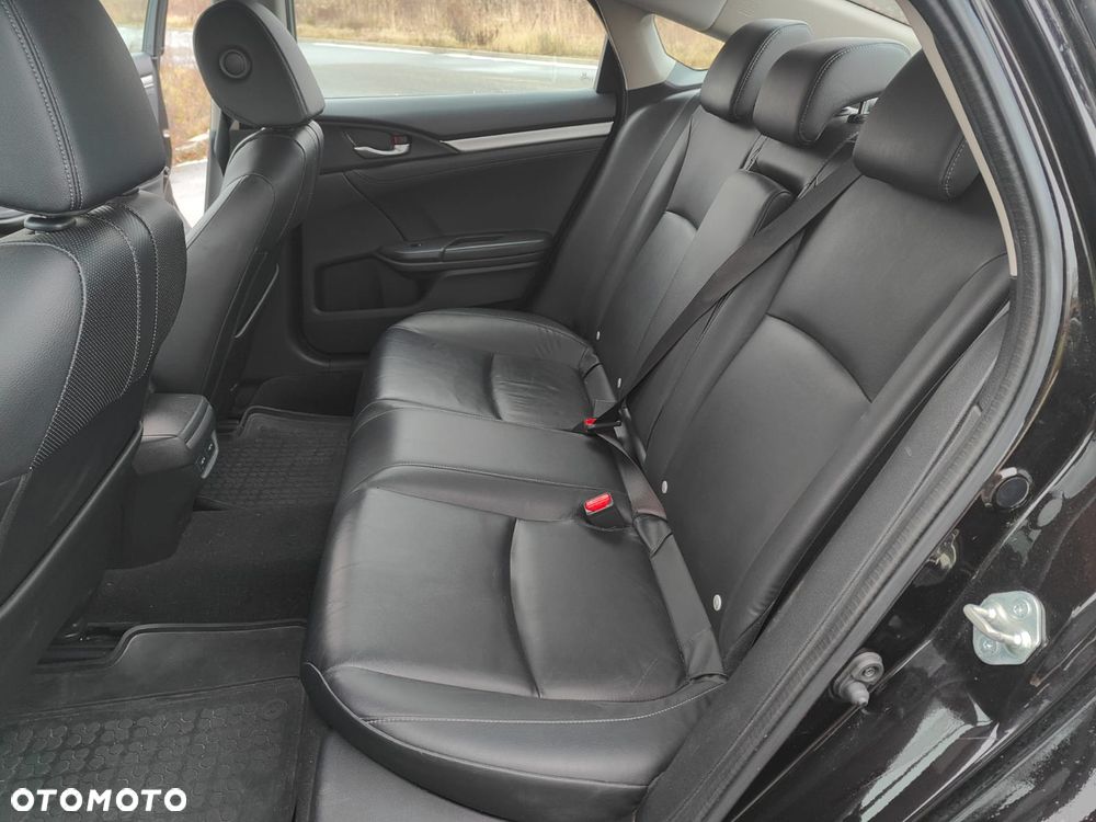 Honda Civic 1.5 T Executive - 15