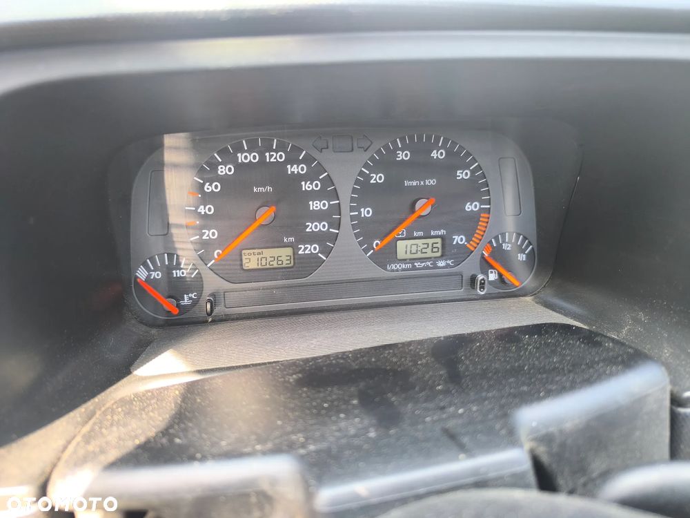 Volkswagen Golf 2.0 Basis - 9
