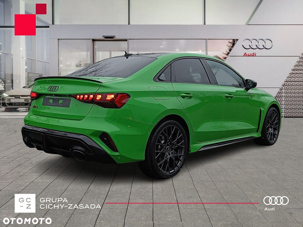 Audi RS3 Limousine - 6