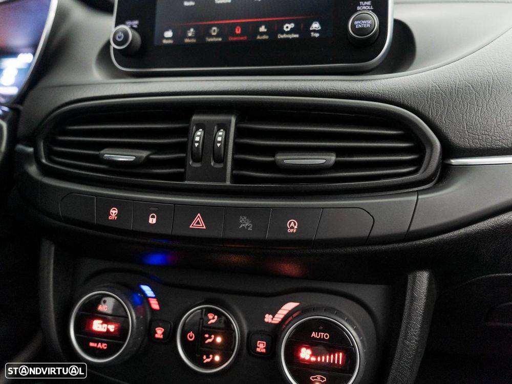 Fiat Tipo 1.3 M-Jet Lounge - 24