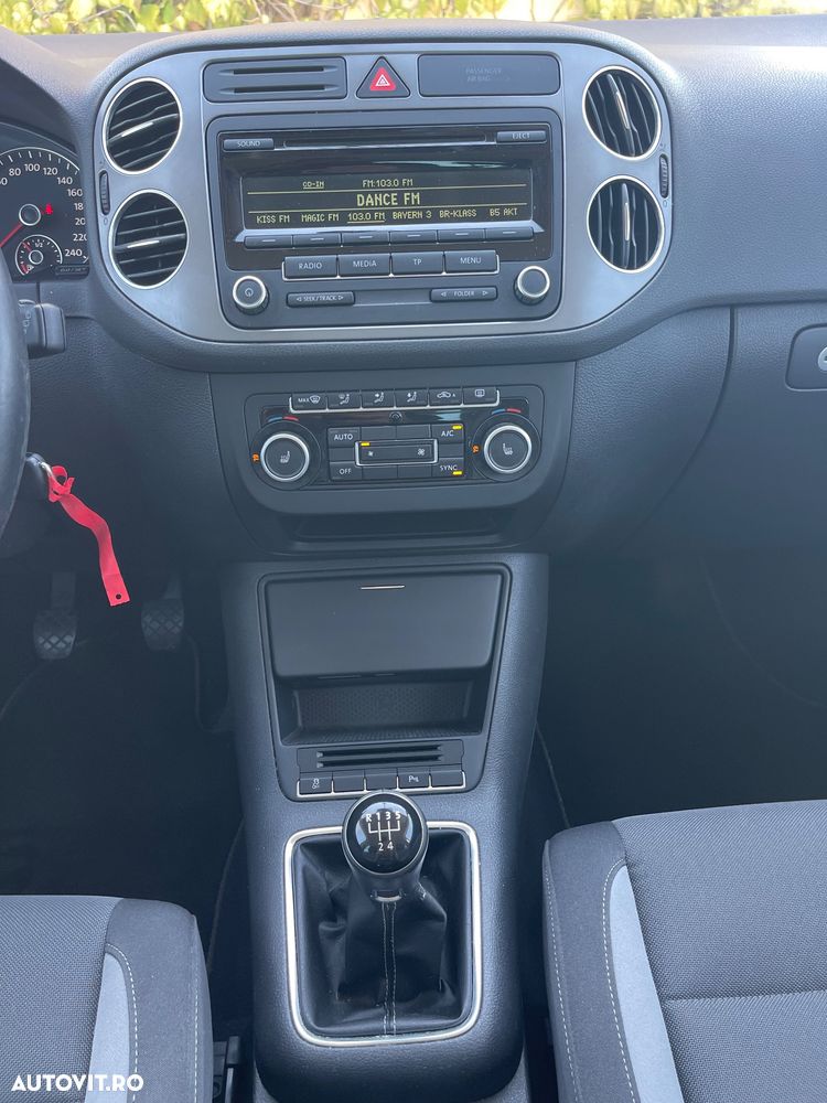Volkswagen Golf Plus 1.6 TDI DPF Trendline - 13