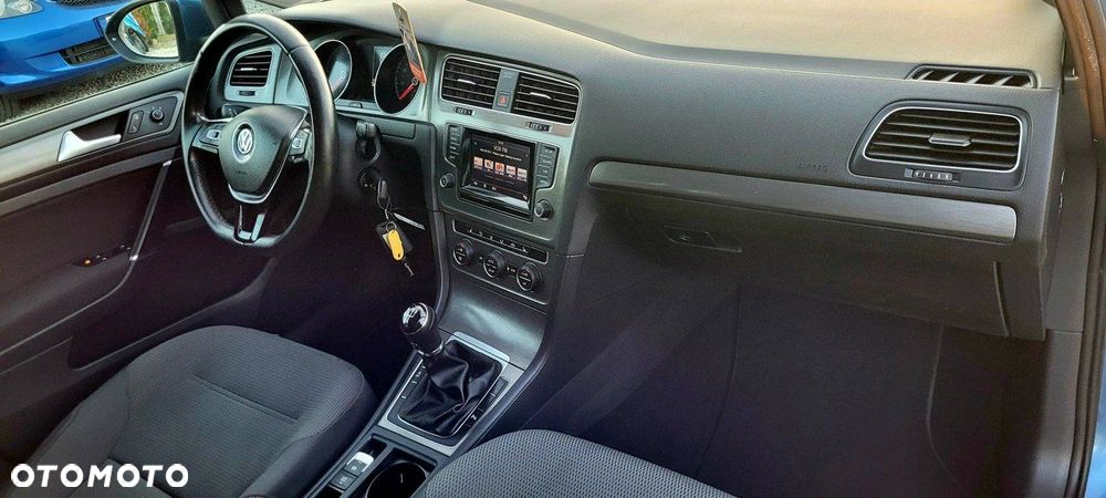 Volkswagen Golf 1.6 TDI BlueMotion Technology Lounge - 20