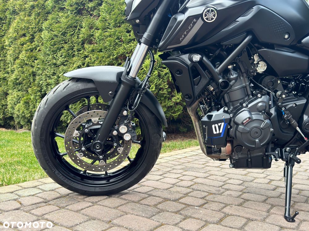 Yamaha MT - 5