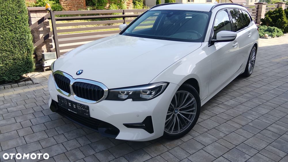 BMW Seria 3 320d Sport Line - 2