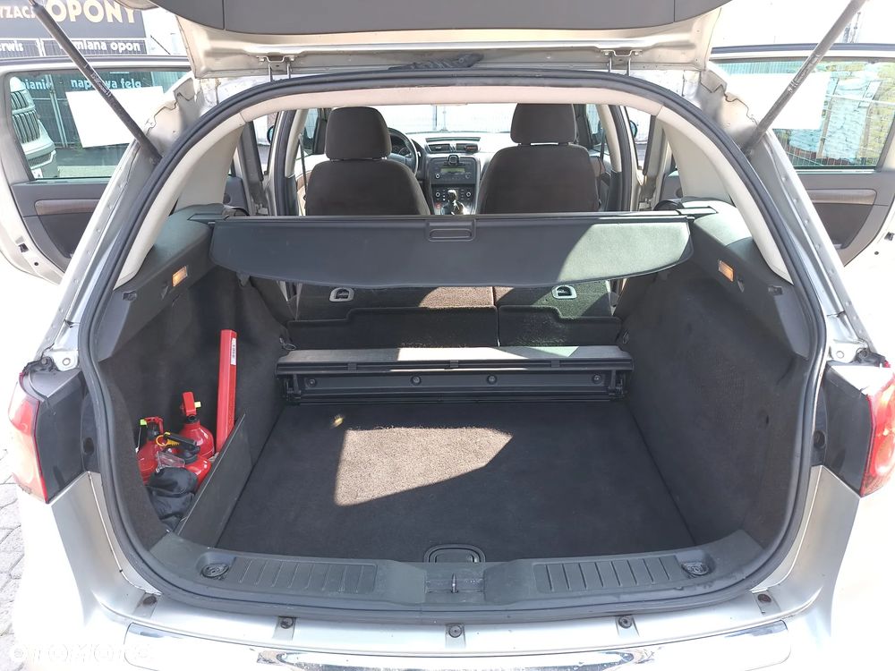 Fiat Croma 1.9 JTD Emotion - 16