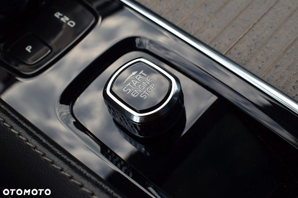 Volvo XC 90 B6 B AWD Inscription 6os - 33