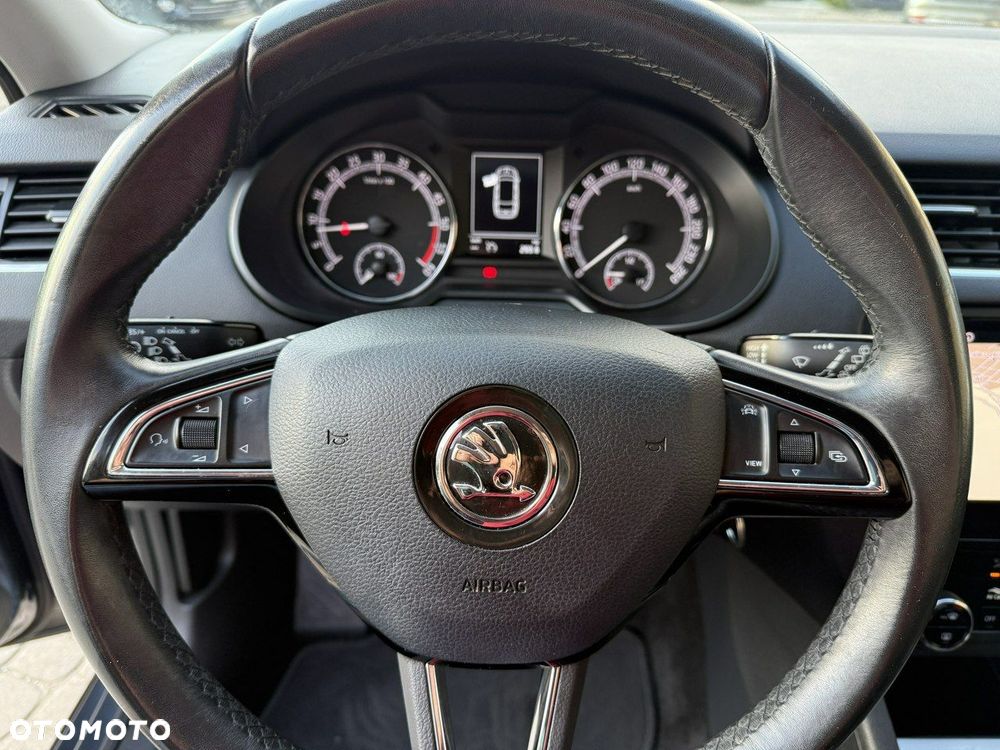 Skoda Octavia 1.6 TDI SCR Style - 16