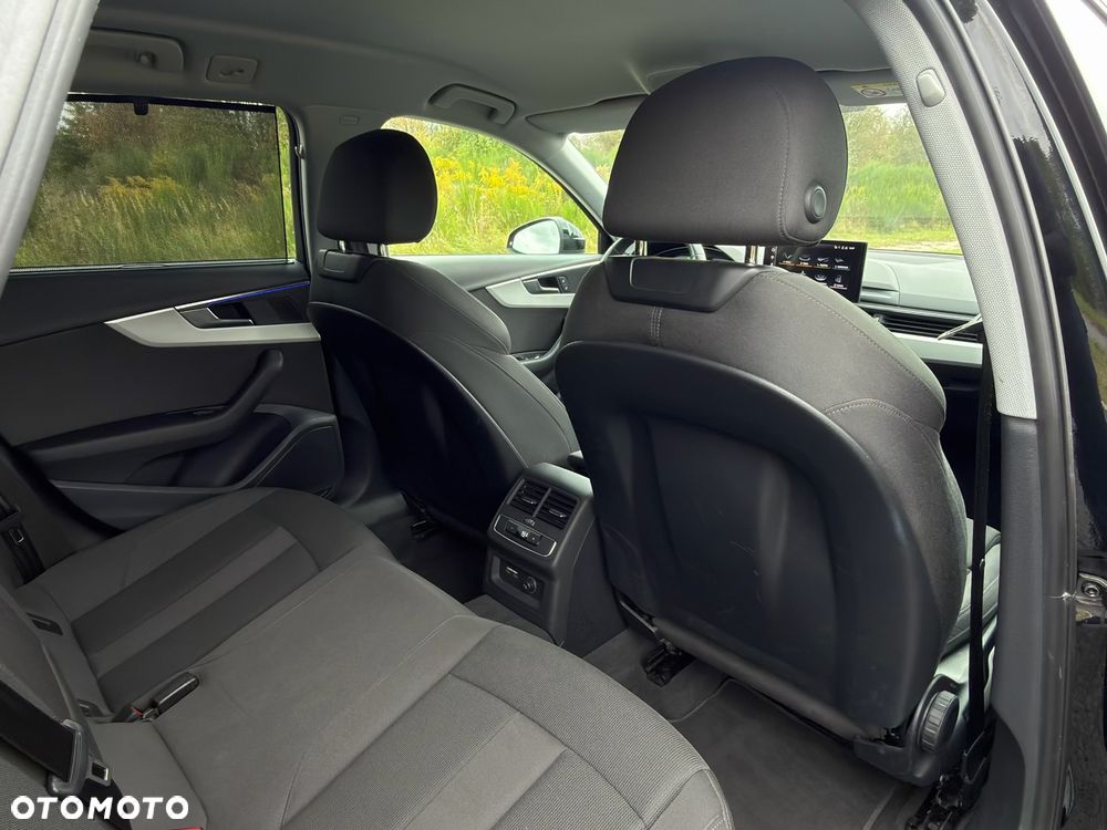 Audi A4 Avant 40 TDI S tronic - 34